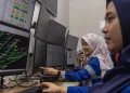 Ilustrasi Perempuan bekerja di sektor panas bumi