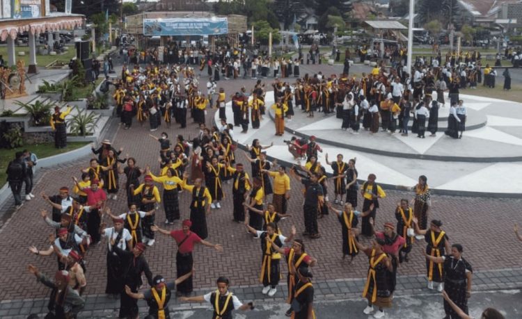 Festival Wolobobo 2025, Panggung Kultural di Lapangan Panas Bumi Mataloko
