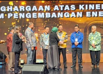 Bupati Madina Saipullah Nasution Raih Penghargaan IIGCE 2026, Dukung Panas Bumi dan UMKM Lokal