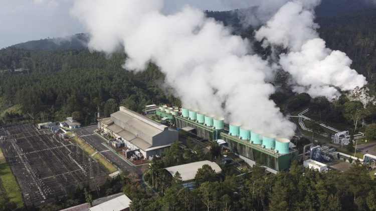 ESDM Lelang 14 Wilayah Panas Bumi, Total Target Kapasitas Capai 732 MW